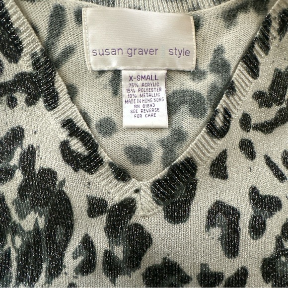 Susan Graver Black and White Leopard Print Long Sleeve Top - Picture 9 of 11